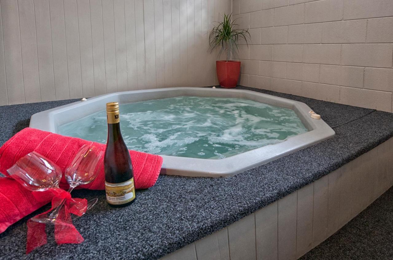 Sport Of Kings Motel Rotorua Exterior photo